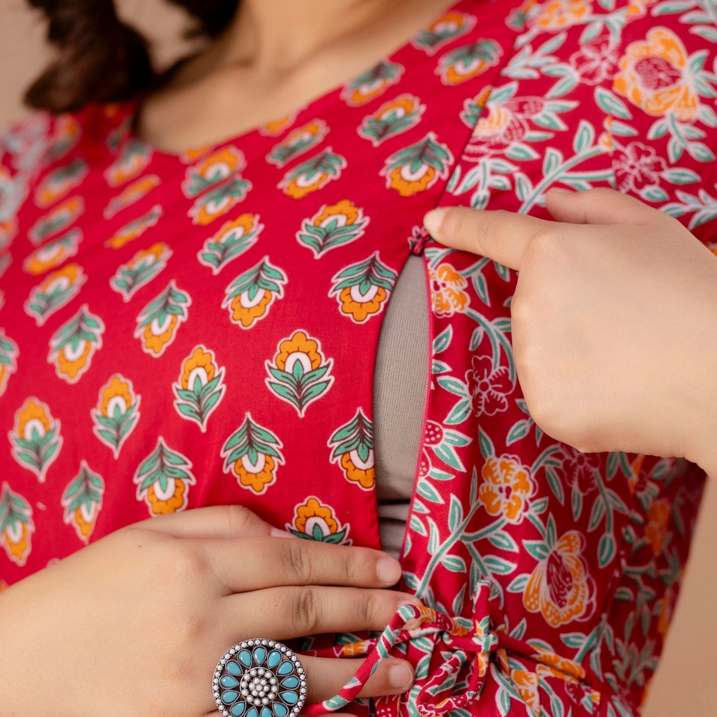 Kidmum™ Feeding Kurti Red Block